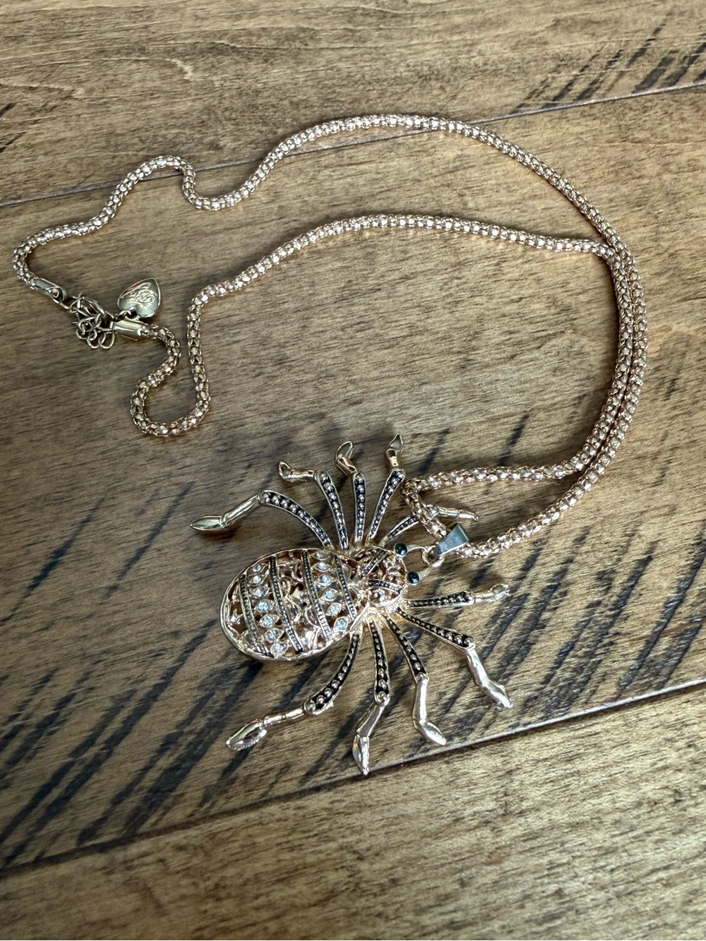 Betsey Johnson Gold Spider Pendant Necklace Halloween Insect Bug